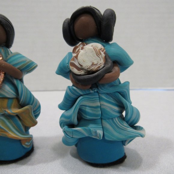 Set 4 OOAK Polymer Clay Faceless Women Dolls - Picture 5 of 8